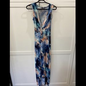 Fashion nova low cut maxi tie dye dress size S never worn